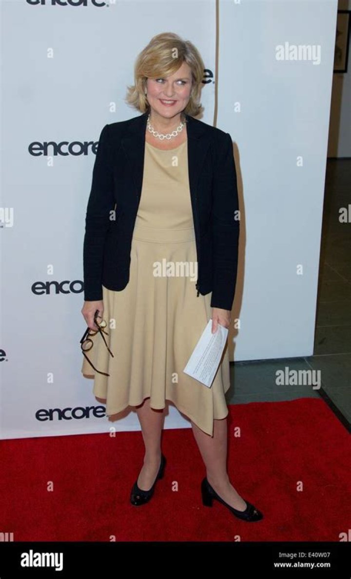 Cynthia McFadden - Bio, Age, Net Worth, Height, Divorce, Nationality, Body Measurement, Career