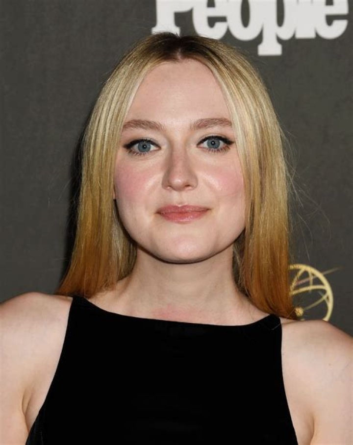 Dakota Fanning: The Rise Of A Star In 2024