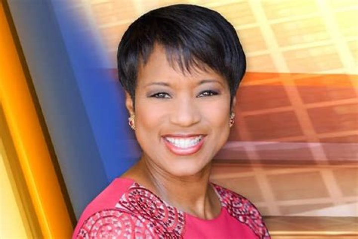 Danita Harris Bio, Age, Height, Husband, Salary, Net Worth, News Channel 5