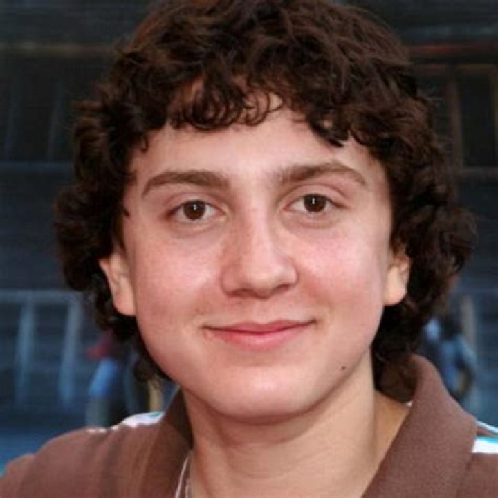 Daryl Sabara - Bio, Age, Net Worth, In Relation, Nationality, Career, Wiki