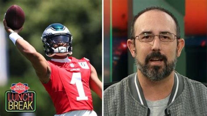 Dave Zangaro Bio, Age, Height, Wife, Salary, Net Worth Eagles