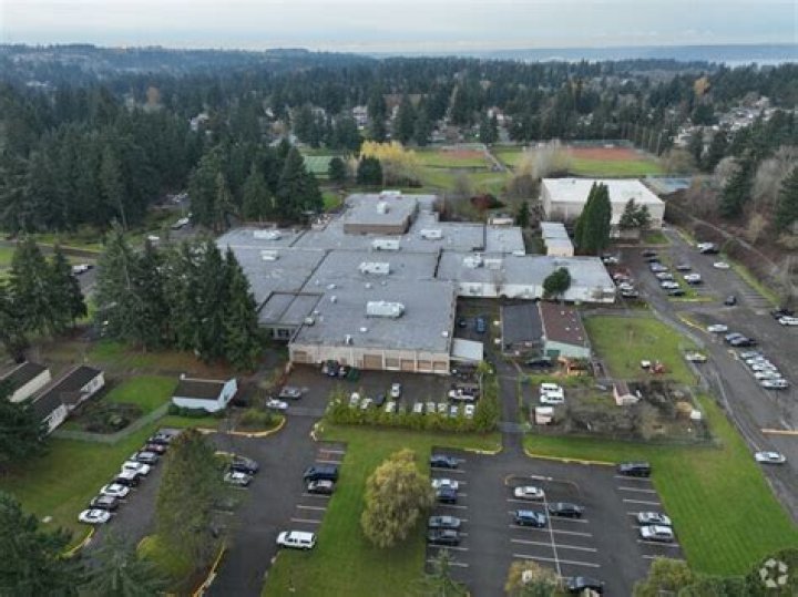 Decatur High School - Federal Way