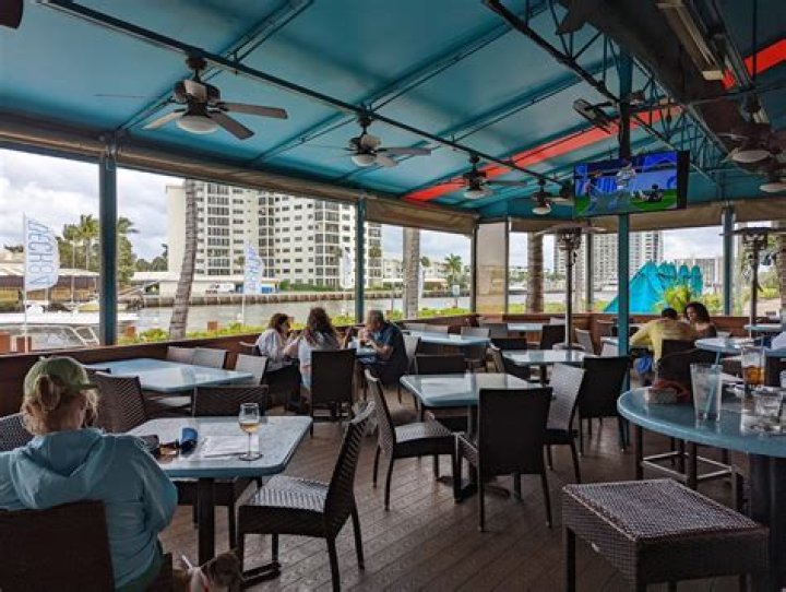 	Deck 84 in Delray Beach introduces healthier menu	