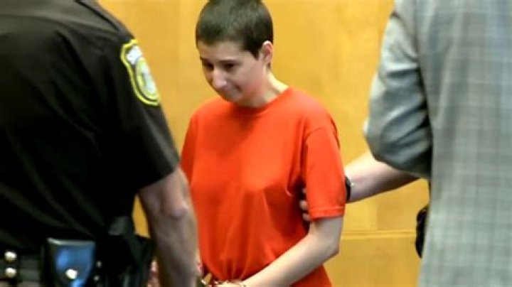 Dee Dee Blanchard Crime Photos Released: Unveiling The Truth Behind A Tragic Story