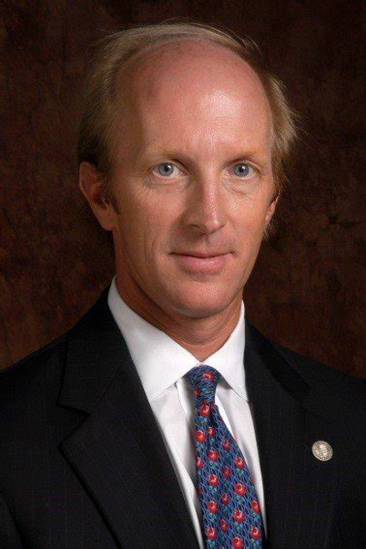 Derick Close Net Worth | Age, Height, Weight, Dating And More