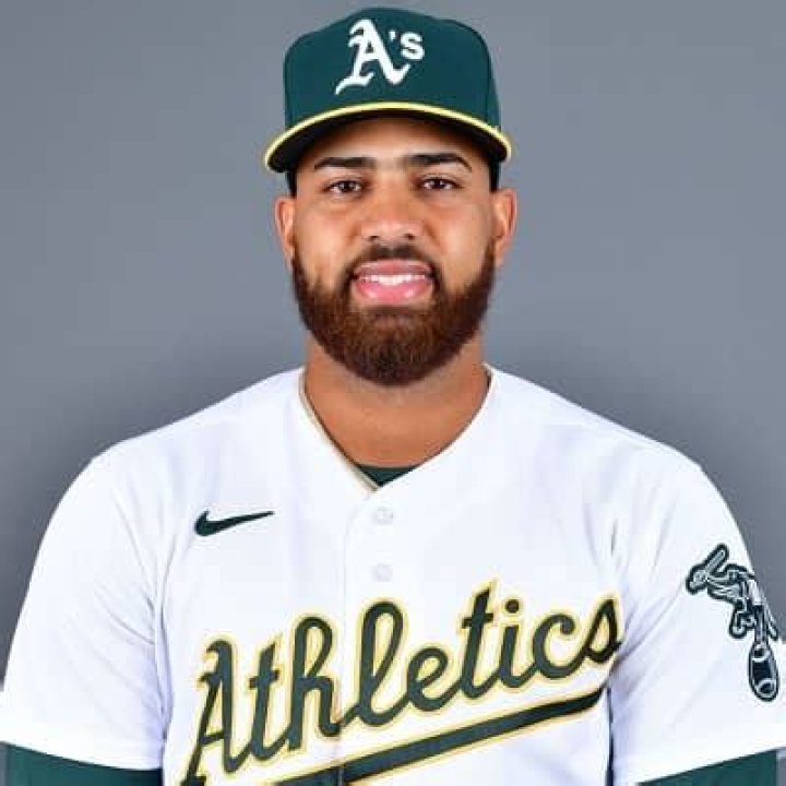 Dermis Garcia - Bio, Age, Net Worth, Salary, Single, Facts