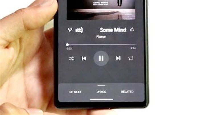 device keeps pausing while playing music or listening to podcast or audio book