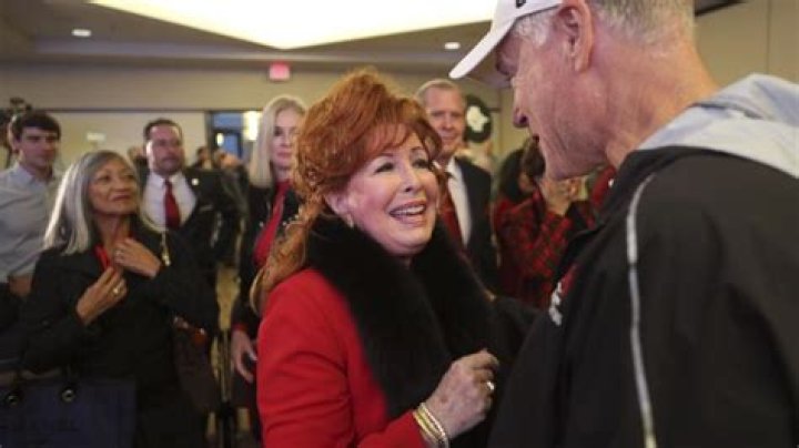 Dianne Bashor Net Worth – Phone Number, House Address, Wiki
