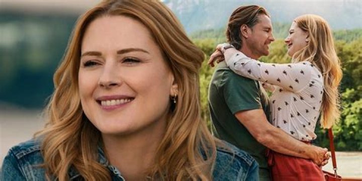 Did the Kaia Actress Wear Lenses in Virgin River?