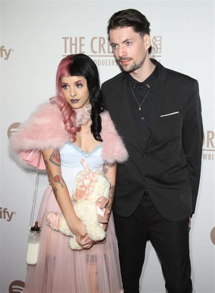 Discover Melanie Martinez’s Boyfriend And Dating History