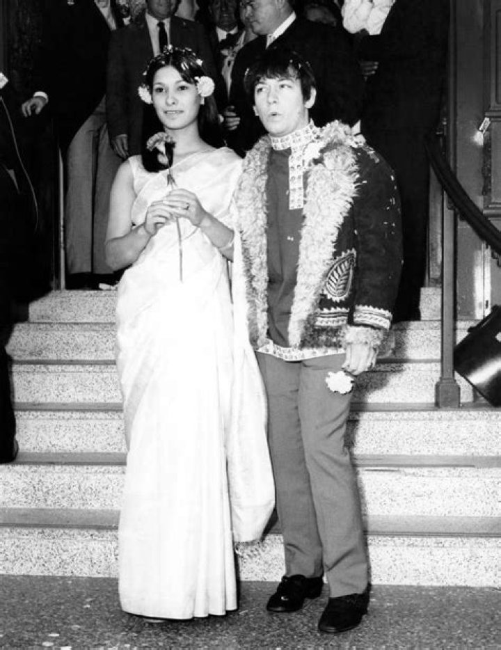 Discovering Eric Burdon's Spouse: A Journey Through Love And Music