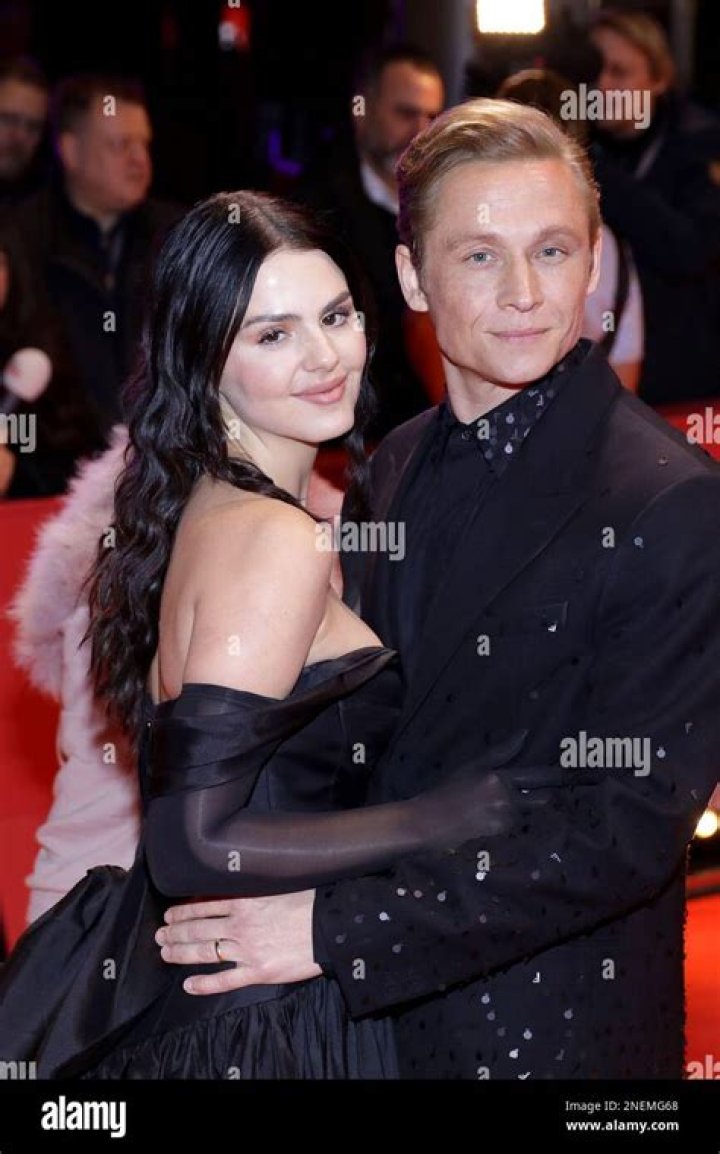 Discovering Matthias Schweighöfer's Wife: A Journey Through Love And Partnership