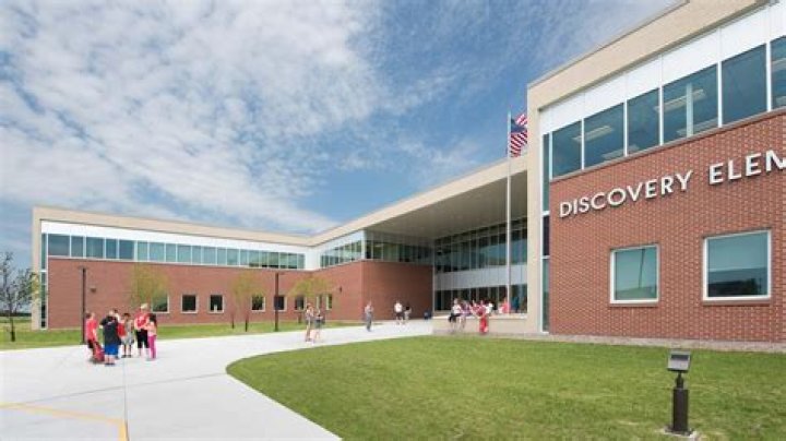 Discovery Elementary School - Grand Forks