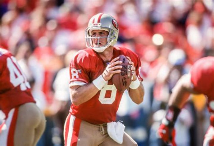 Does former QB still get paid by the USFL?