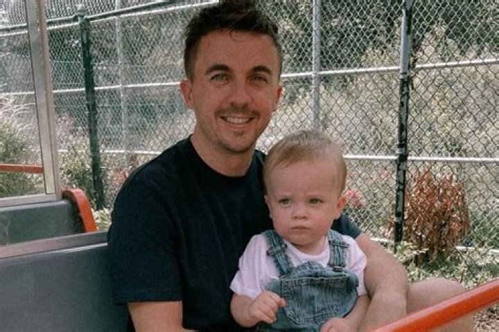 Does Frankie Muniz Really Have 17 Kids?