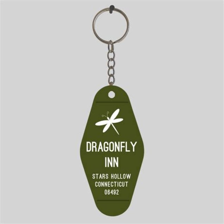 Dragonfly Inn Motel Key Fob
– Laurel Mercantile