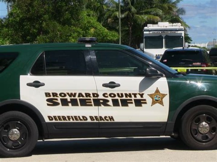	Driver hits, kills 84-year old man in Wawa parking lot in Deerfield Beach	