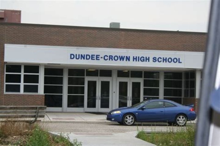 Dundee-Crown High School - Carpentersville
