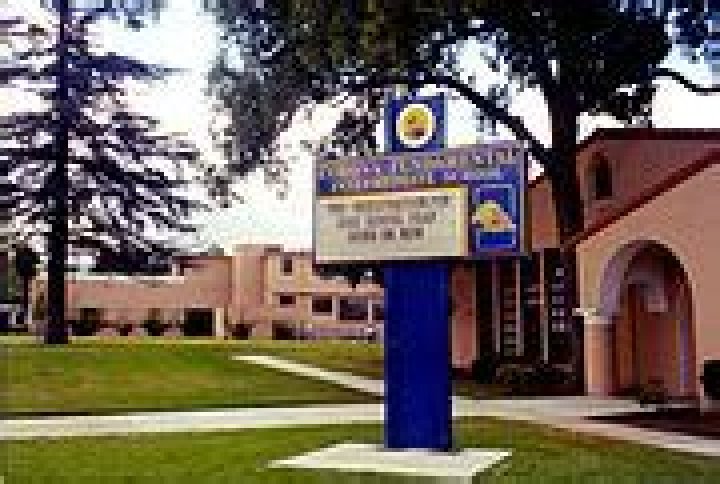 Educational institutions established in the 1920s