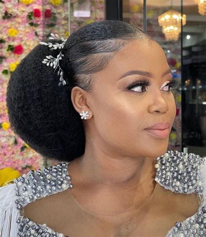 Elegant Box Braid Updo Styles: Elevate Your Look With Stunning Hairstyles