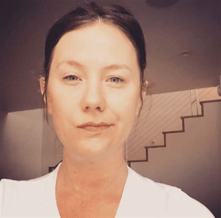 Elizabeth Hanks - Bio, Age, Net Worth, Married, Nationality, Body Measurement, Career