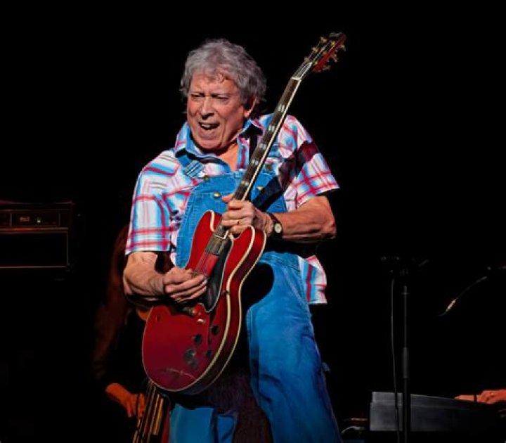 Elvin Bishop Net Worth | Bio, Family, Address, Career