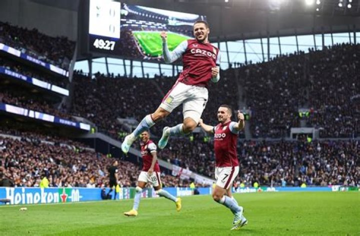 Emiliano Buendía scores first Premier League goal of 2023 in Aston Villa 2-0 win
