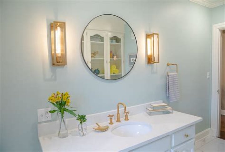 Erin's Favorite Shades of Blue
– Laurel Mercantile