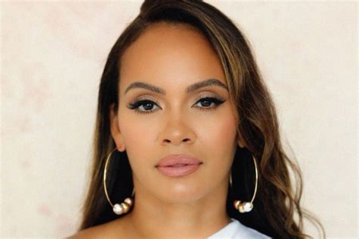 Evelyn Lozada - Bio, Age, Net Worth, Height, Single, Nationality, Instagram