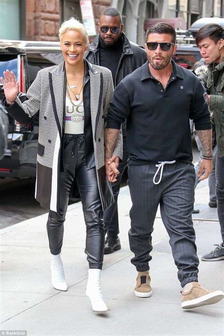 Exploring The Dating Life Of Paula Patton