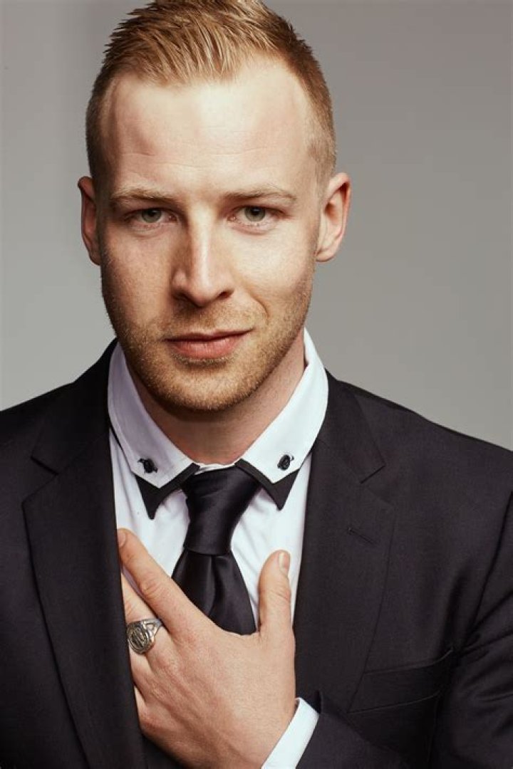 Exploring The Intriguing Angus McLaren Relationships