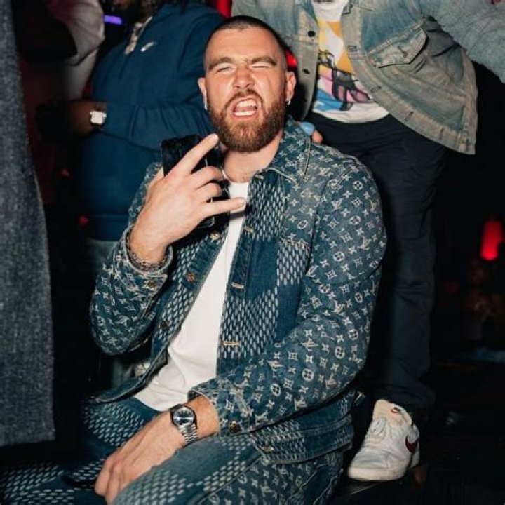 Exploring Travis Kelce's Political Views: A Comprehensive Analysis