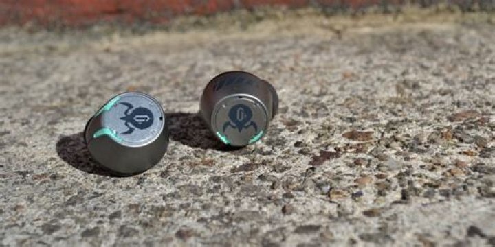 Eye-Catching Earbuds With Excellent Sound