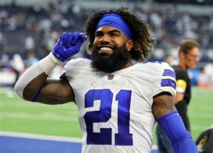 Ezekiel Elliott - Bio, Net Worth, Height