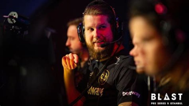 F0rest explains why he left Ninjas in Pyjamas CSGO