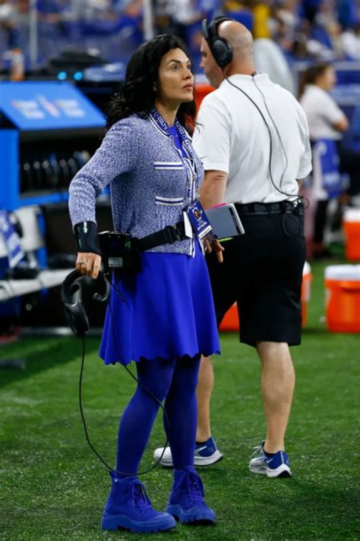 	FAMILY FEUD RIPS AT COLTS	