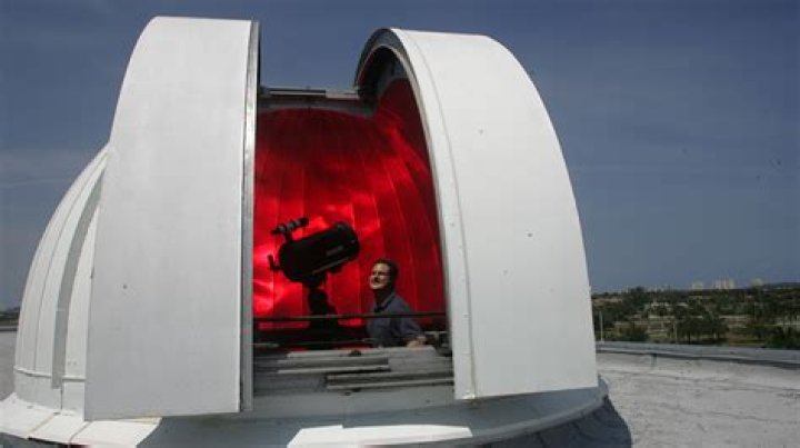 	FAU's observatory open for Saturn viewing	