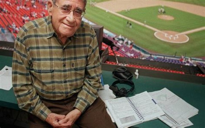 	Felo Ramirez, Marlins’ Spanish-language broadcaster, in stable condition after fall	