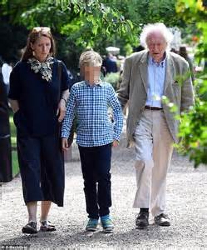 Fergus Gambon Age | Wikipedia Bio | Married Wife, Partner, Father