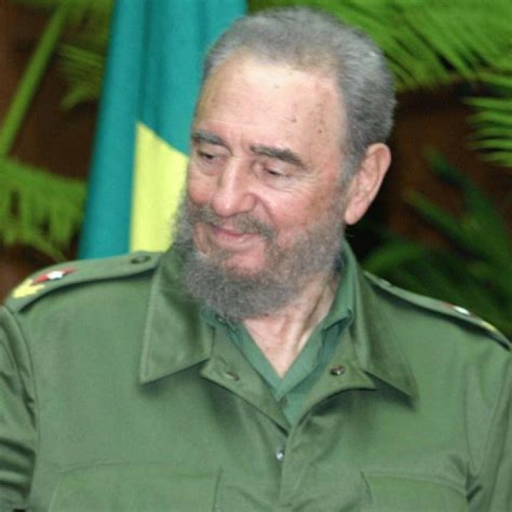 Fidel Castro - Bio, Net Worth, Height