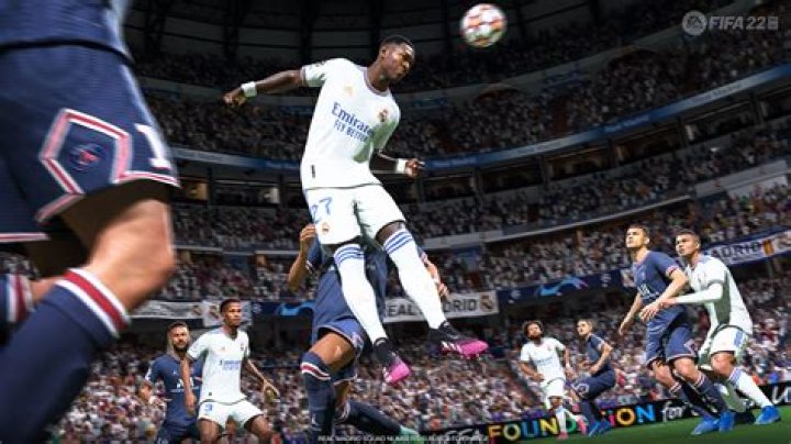 FIFA 22: How to Do Lobbed Through Ball