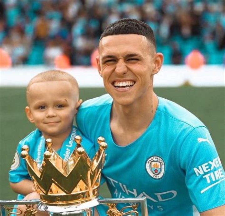Fils Phil Foden