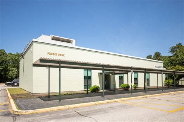Forest Park Elementary School - North Kingstown