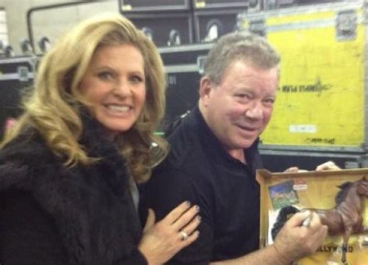 	FRIENDLY HOUSE HONORS SHATNER’S LATE WIFE	