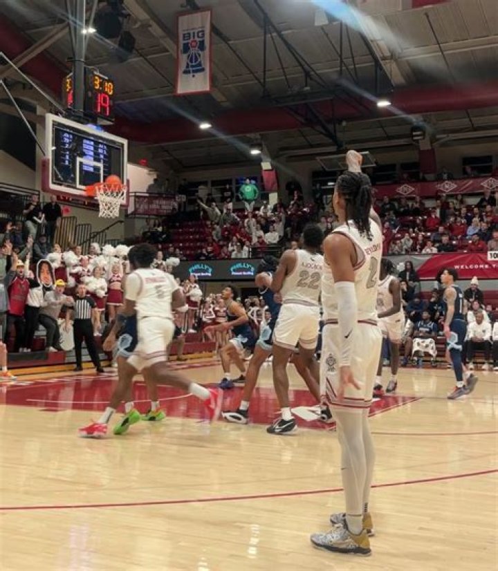 	FSU 3-POINTER SINKS DUKE SENIOR WELLS GETS RIGHT BOUNCES	