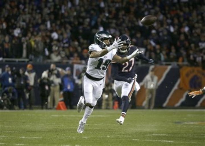	Giants sign free agent receiver Golden Tate to replace Odell Beckham Jr.	