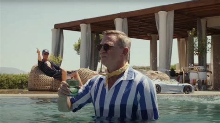 Glass Onion’s Among Us gag cameos were murder-mystery royalty