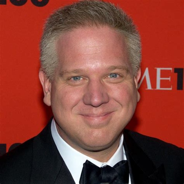 Glenn Beck - Bio, Net Worth, Height