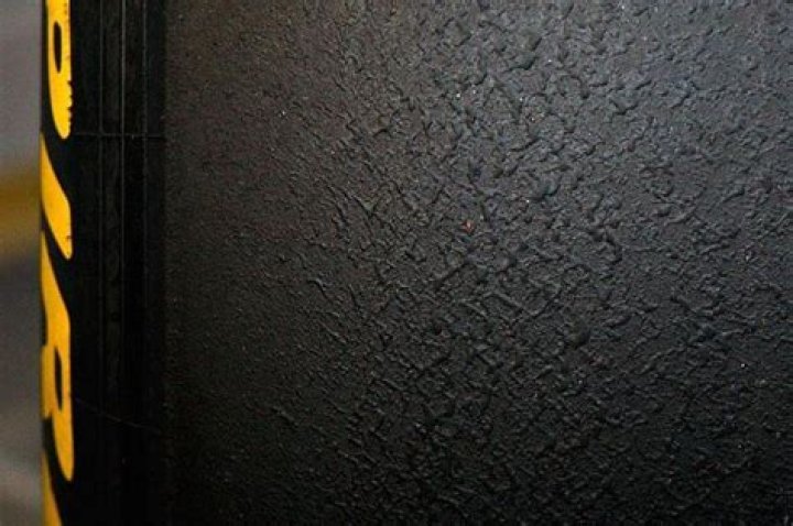 Graining vs Blistering! Explaining the common tire phenomenon