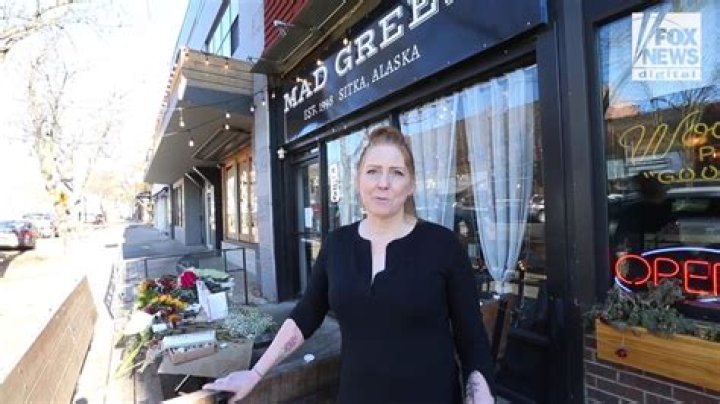 	GREEK RESTAURANT OWNER RETIRES ONLY TO UNRETIRE	